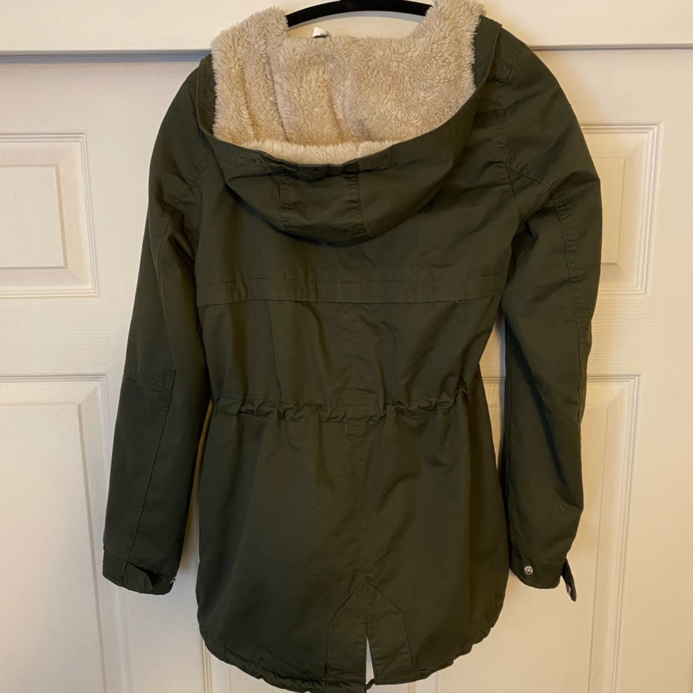 DIVIDED Army Green Full Zip Faux Fur Parka… - Picture 7 of 8